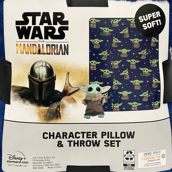 Throw Blanket 46”x60” & Plush Mandalorian The Child Star Wars - Picture 12 of 13